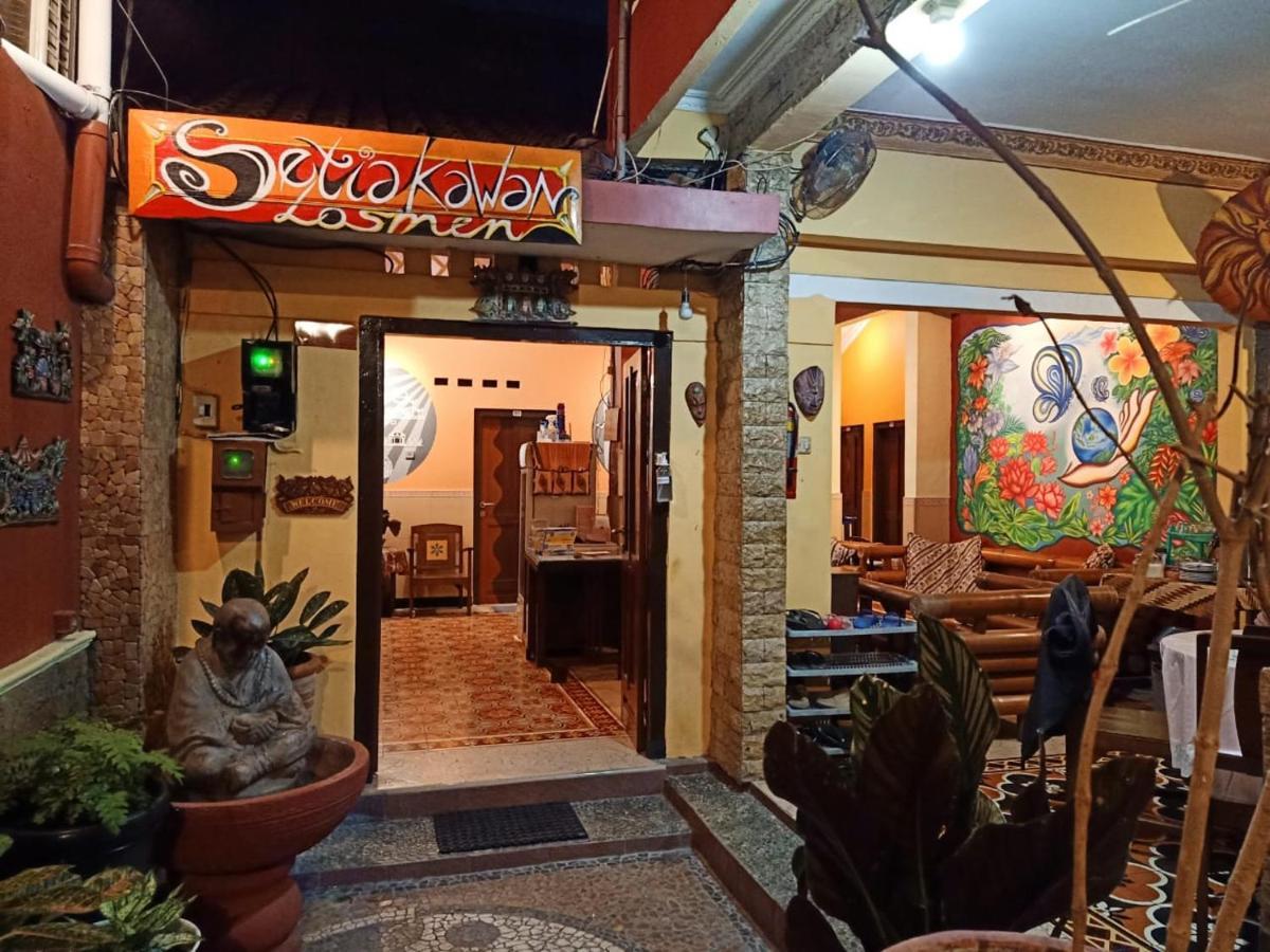 Losmen Setia Kawan Yogyakarta Exterior foto