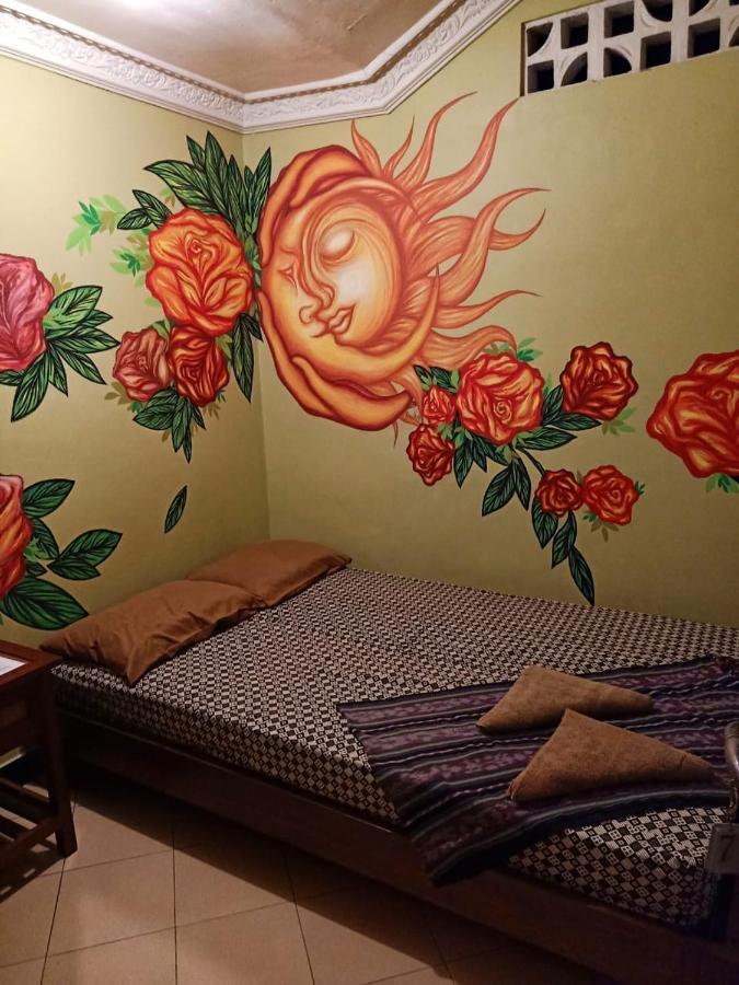 Losmen Setia Kawan Yogyakarta Exterior foto