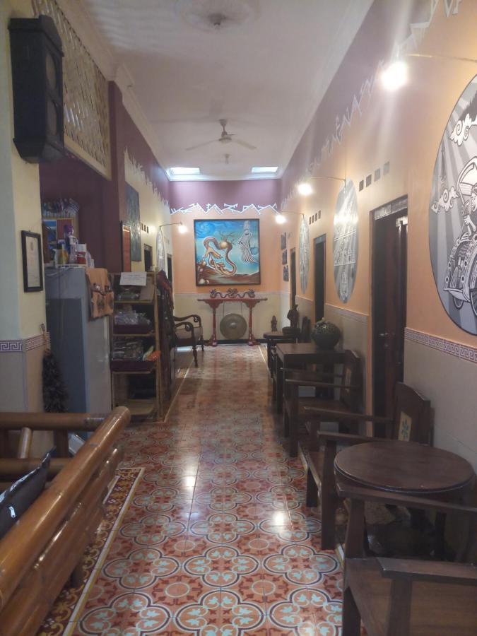 Losmen Setia Kawan Yogyakarta Exterior foto